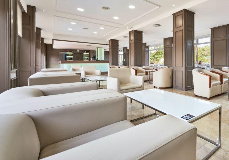 Ausstattung & Service