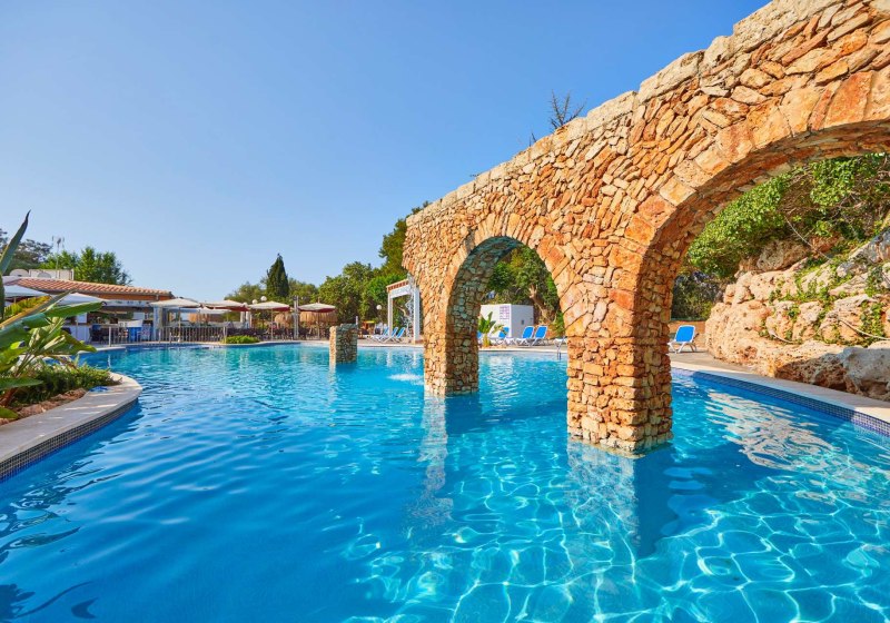 Beispiel: Hotel Außenpool