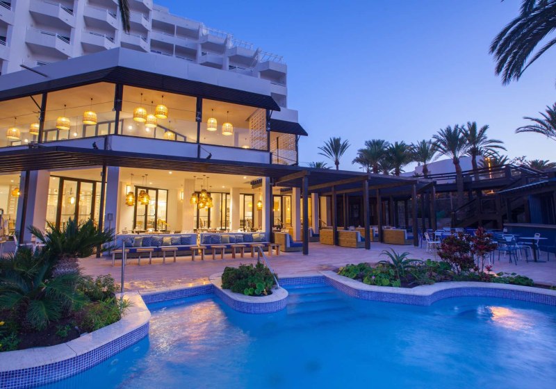 Ausstattung & Service