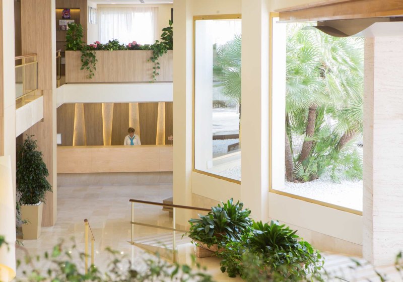 Ausstattung & Service