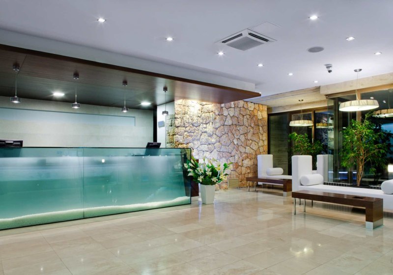 Ausstattung & Service