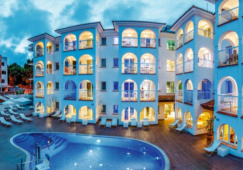 Ausstattung & Service