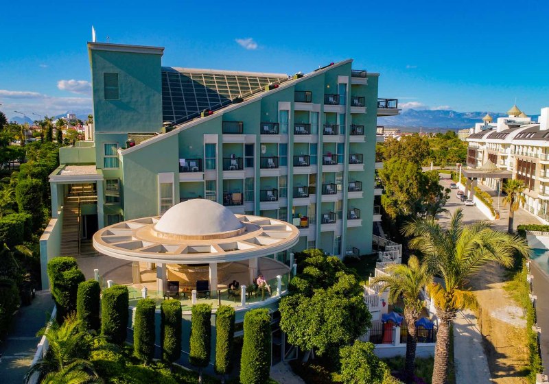 Royal Atlantis Spa & Resort