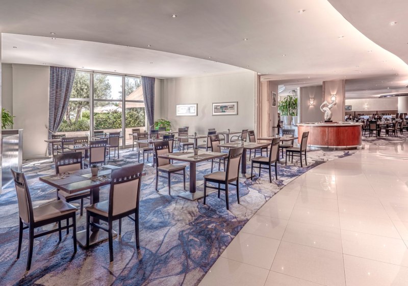 Ausstattung & Service