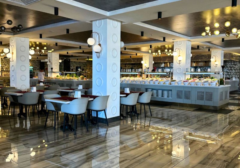 Ausstattung & Service