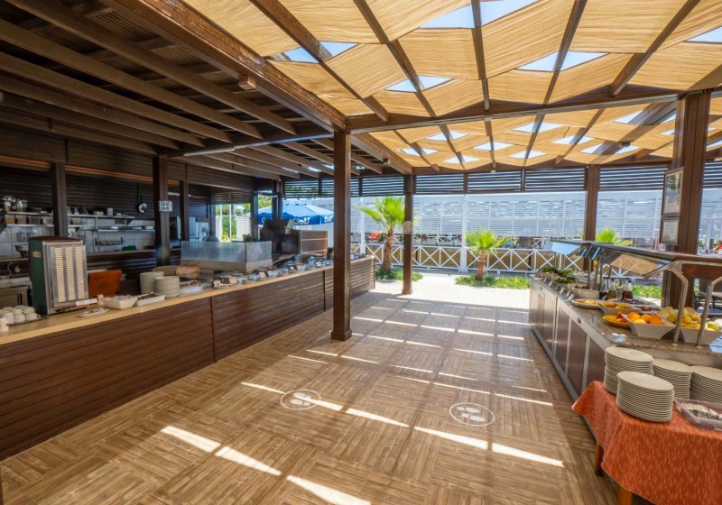 Ausstattung & Service