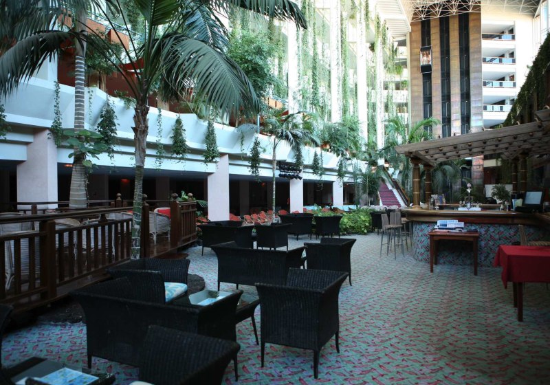 Ausstattung & Service