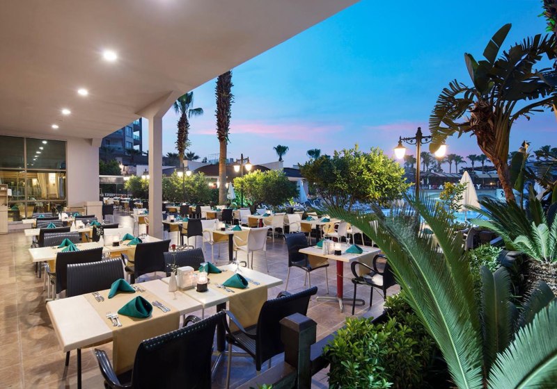 Ausstattung & Service