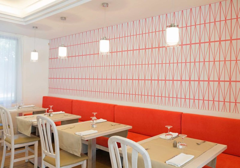 Ausstattung & Service