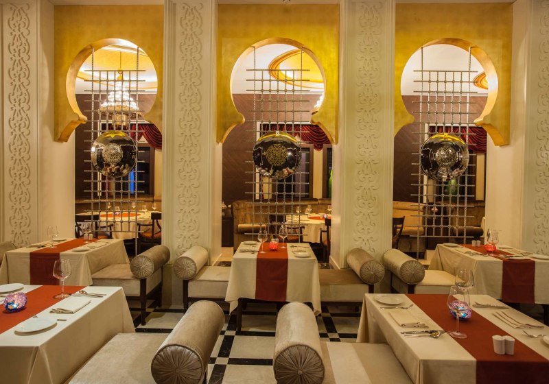 Ausstattung & Service