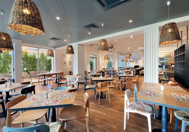 Ausstattung & Service