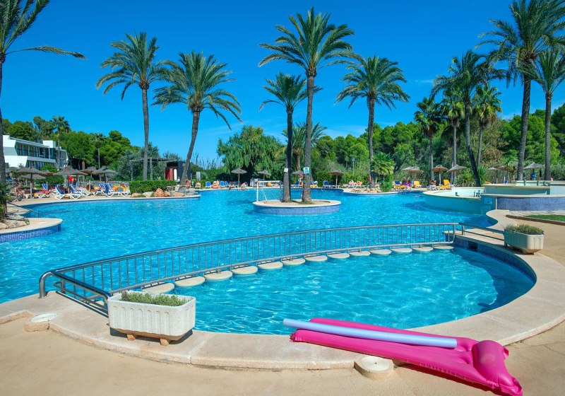 Ausstattung & Service