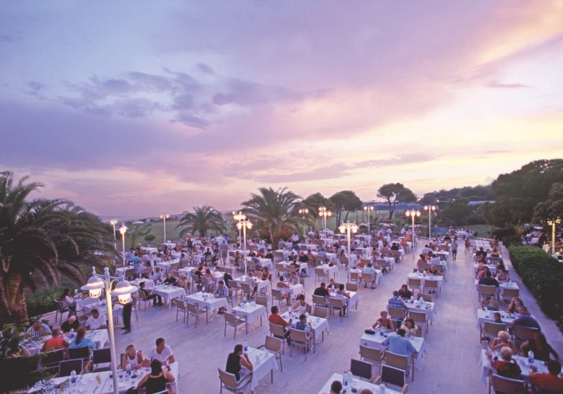 Ausstattung & Service