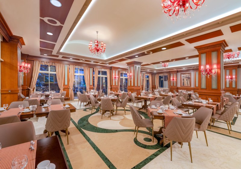 Ausstattung & Service