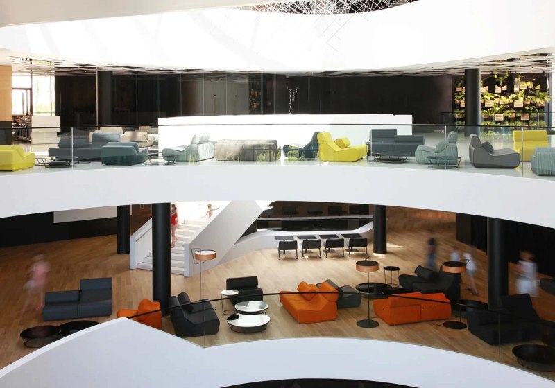 Ausstattung & Service