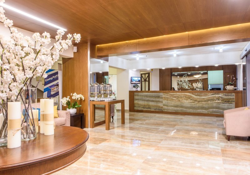 Ausstattung & Service