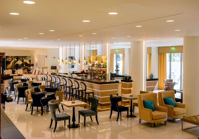 Ausstattung & Service