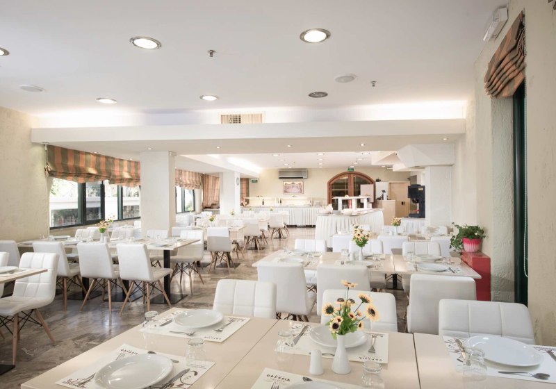 Ausstattung & Service