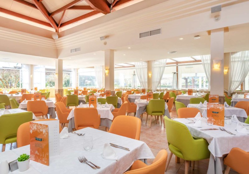 Ausstattung & Service