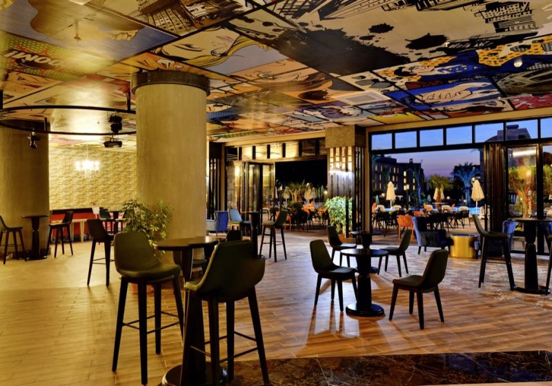 Ausstattung & Service