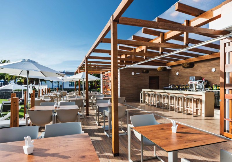 Ausstattung & Service