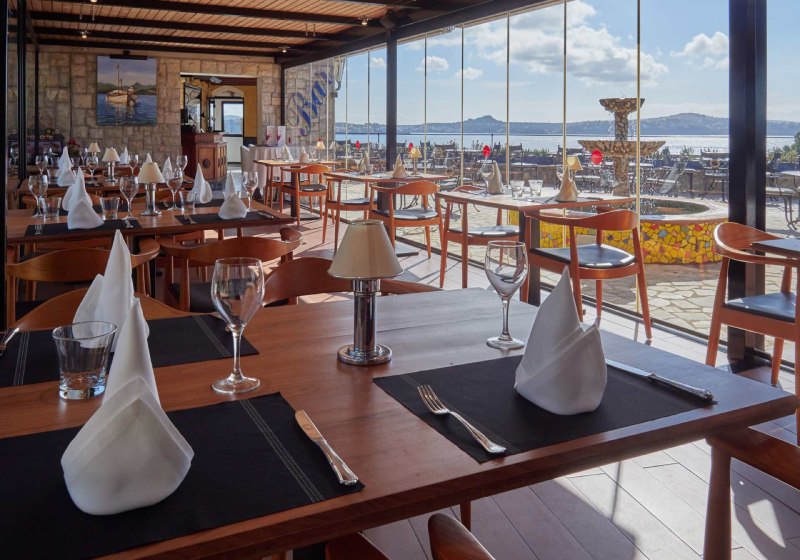 Ausstattung & Service