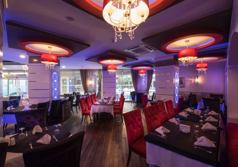 Ausstattung & Service