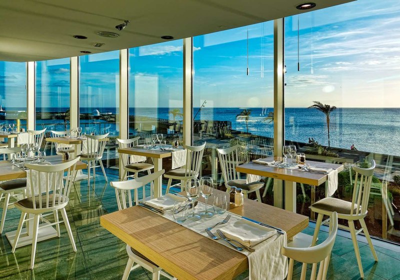 Ausstattung & Service