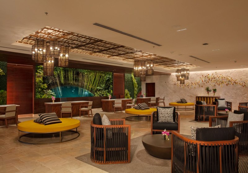 Ausstattung & Service