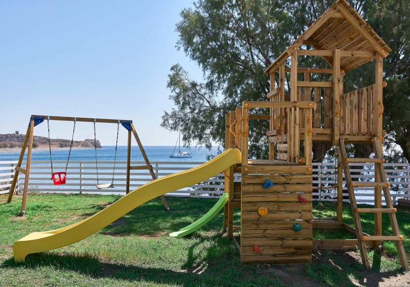 Dimitra Beach Hotel & Suites