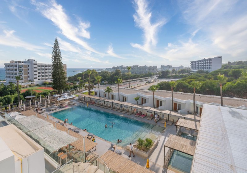 Napa Mermaid Hotel & Suites