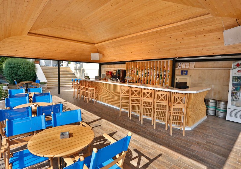 Ausstattung & Service