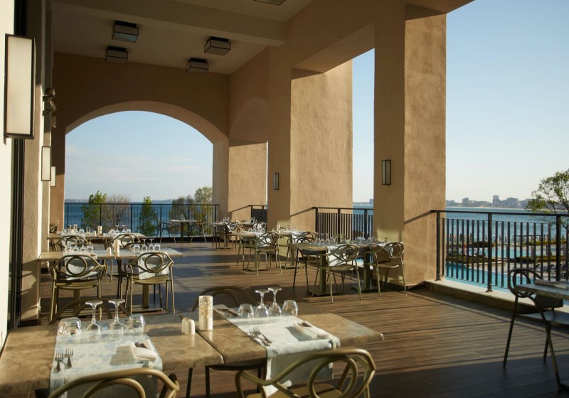 Ausstattung & Service