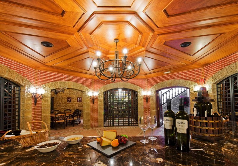 Ausstattung & Service