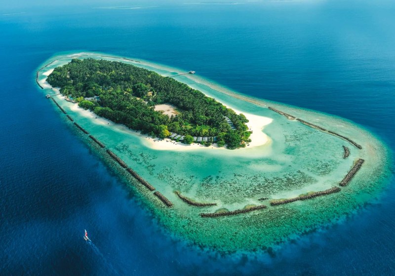 Royal Island Resort