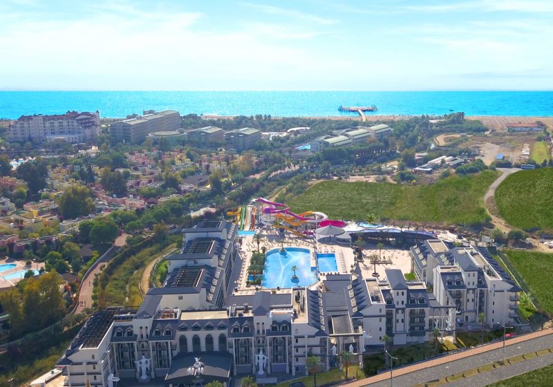 Dream World Palace