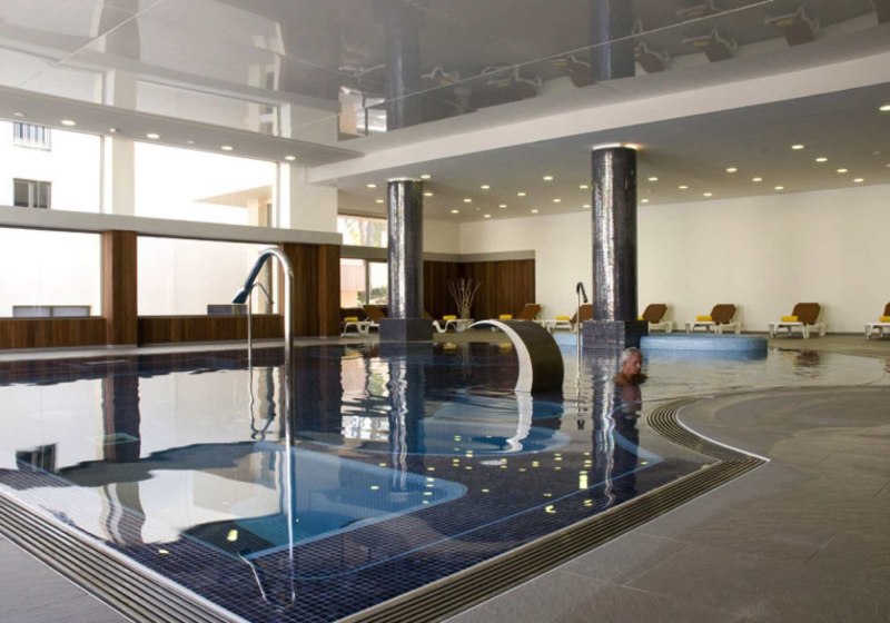 Ausstattung & Service