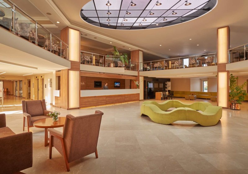 Ausstattung & Service