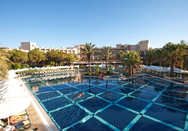 Ausstattung & Service