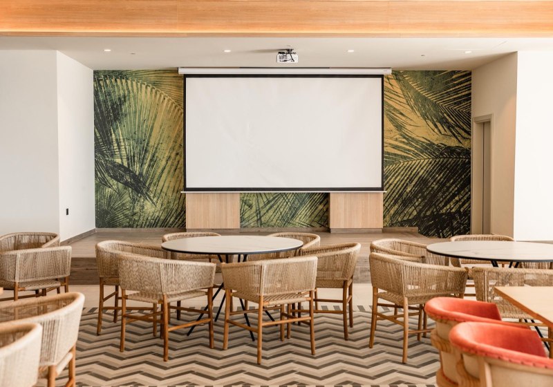 Ausstattung & Service