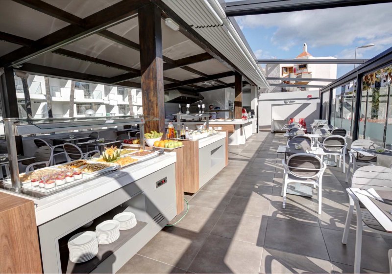 Ausstattung & Service