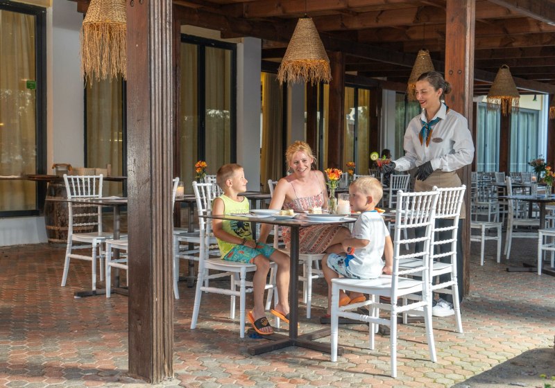 Ausstattung & Service