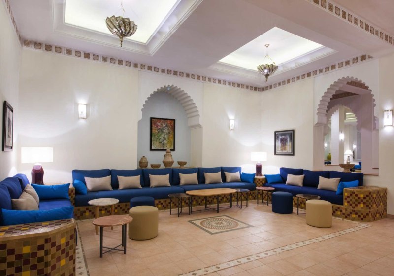 Ausstattung & Service