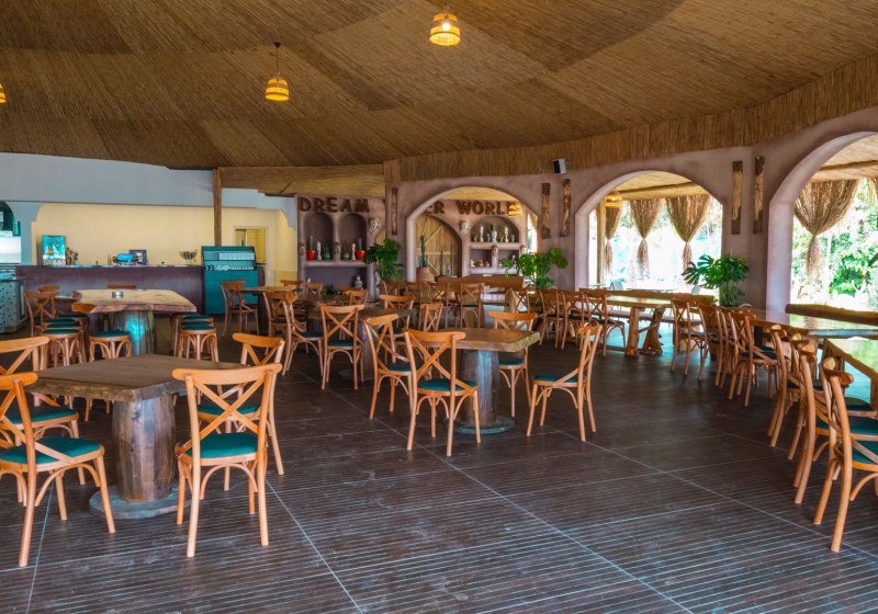 Ausstattung & Service