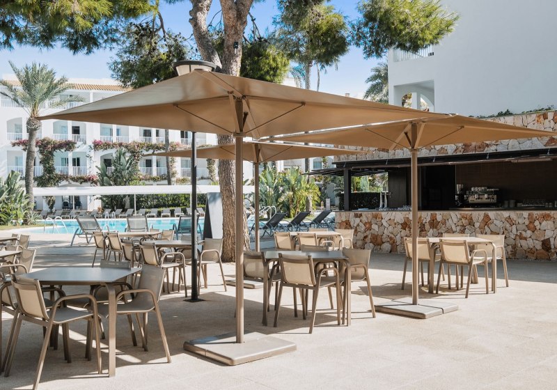 Ausstattung & Service