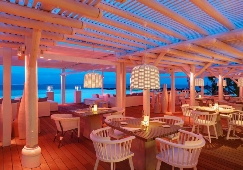 Ausstattung & Service