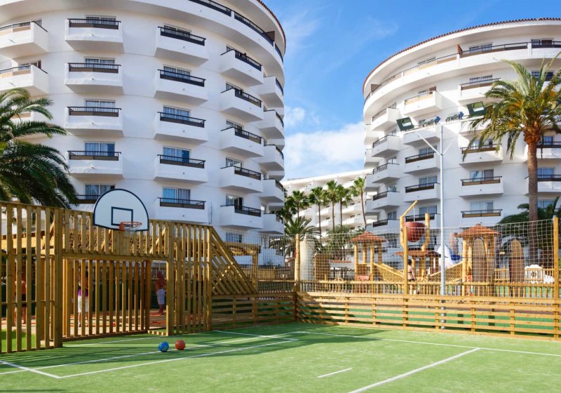 Ausstattung & Service