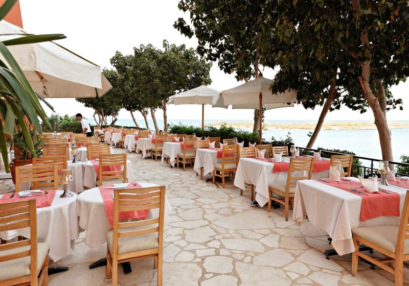 Ausstattung & Service