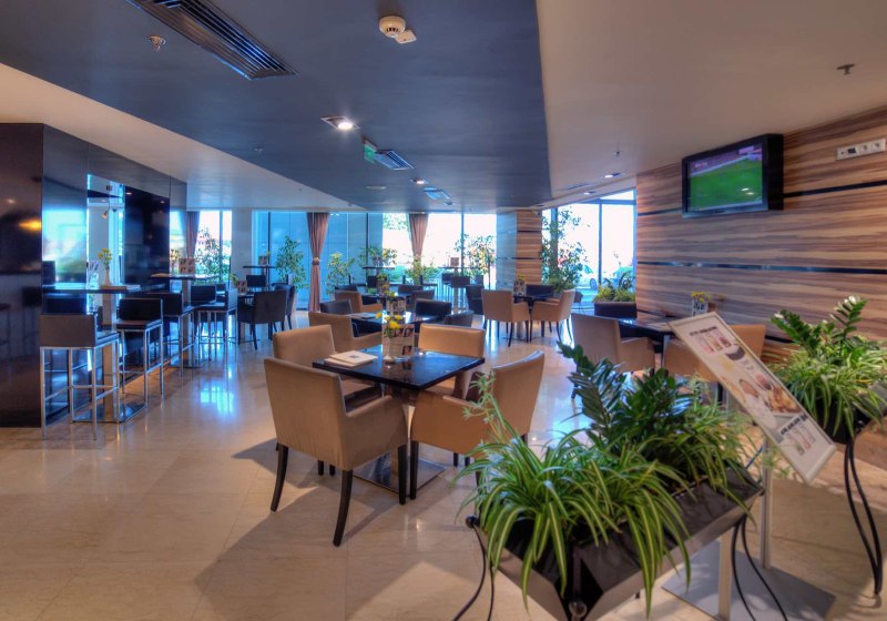 Ausstattung & Service