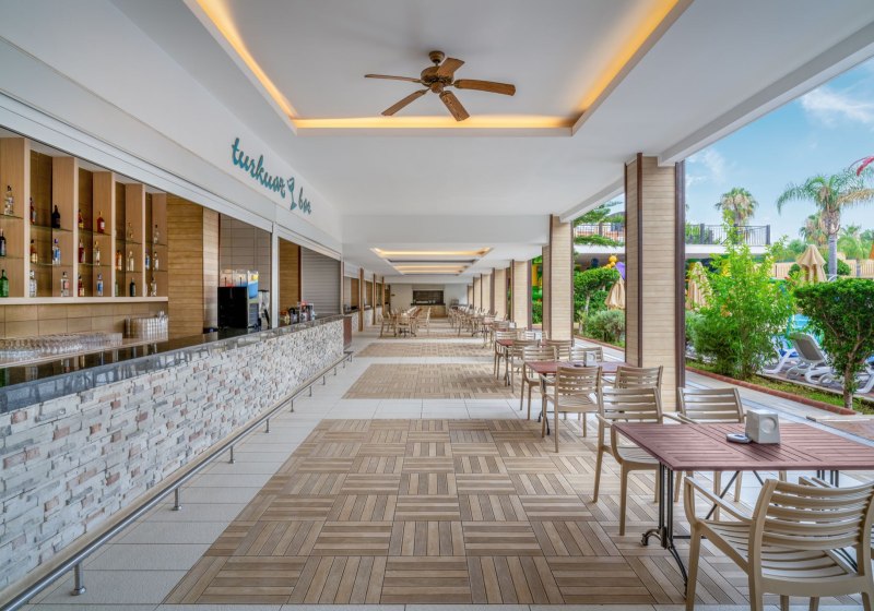 Ausstattung & Service